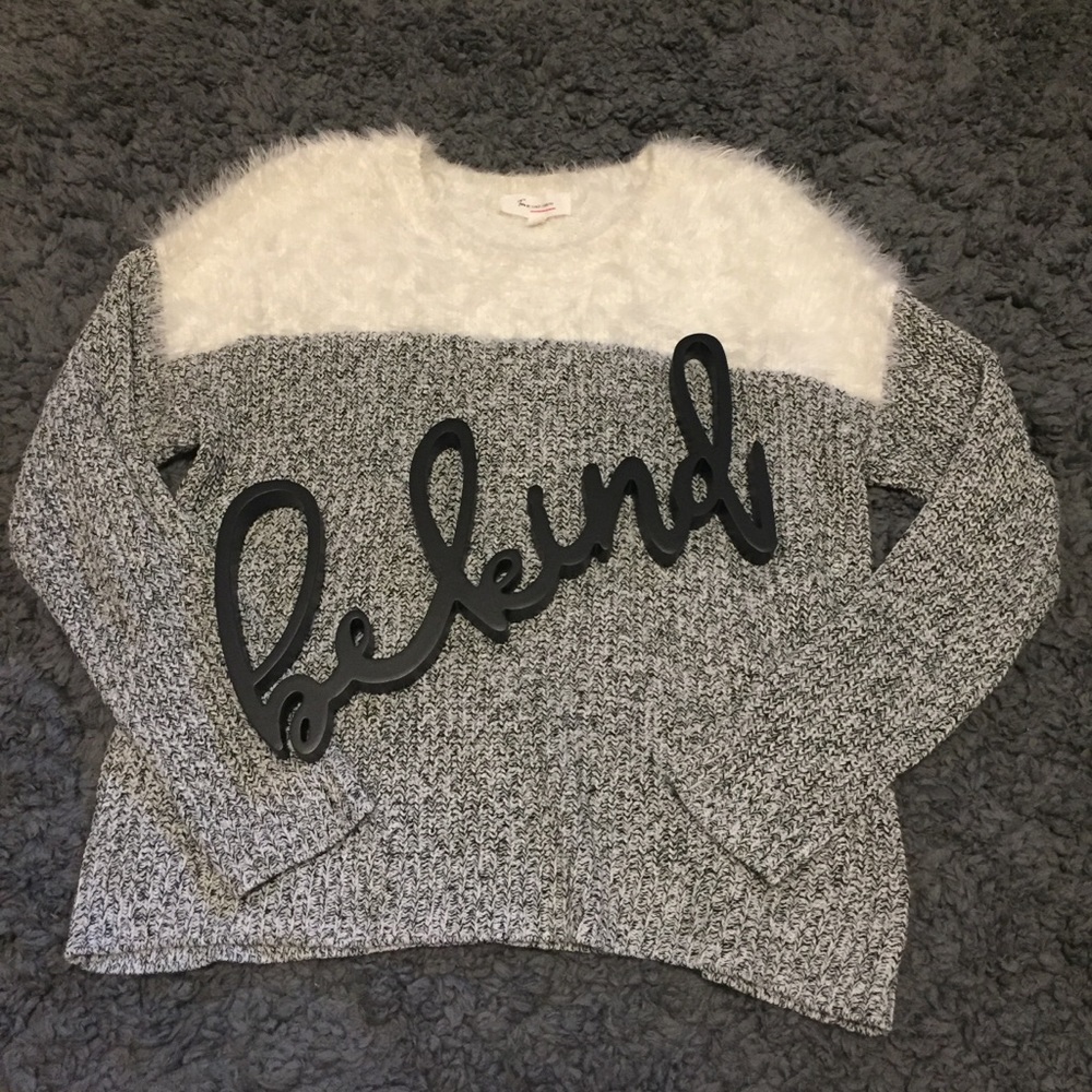 Two by Vince Camuto Sweater L